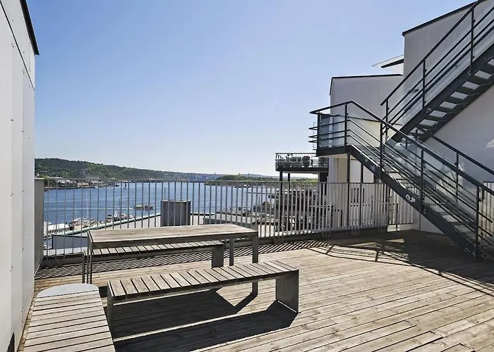 Tjuvholmen - Balcony With Seaview & 2 Bedrooms Όσλο